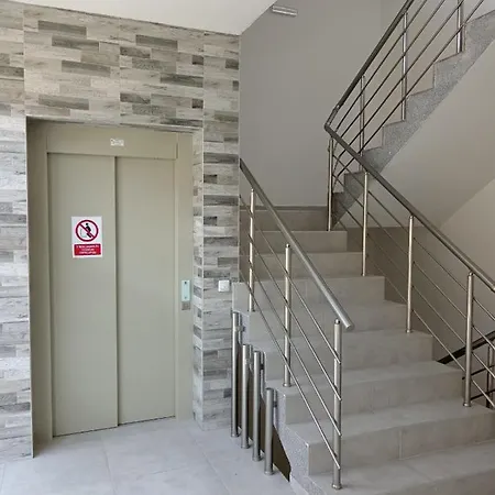 Nikolici - Free Parking