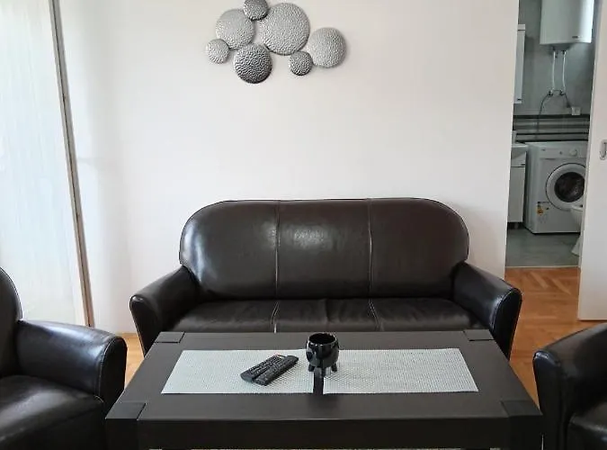 Nikolici - Free Parking *