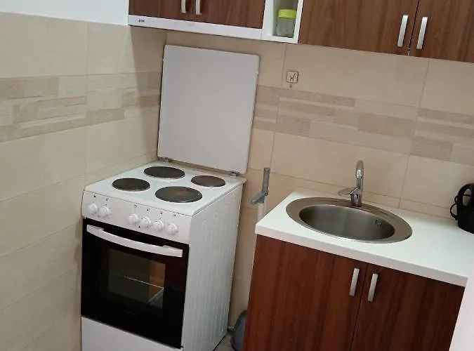 Nikolici - Free Parking Apartman